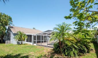 122 ISLAND WATER Way, Apollo Beach, FL 33572