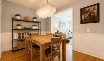 609 S HENRY St, Alexandria, VA 22314