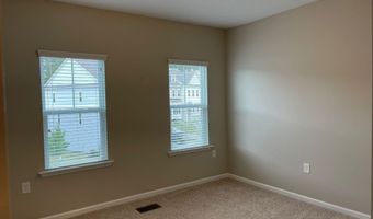 626 Edgewater Ridge Ct, Apex, NC 27523
