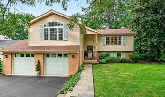 8606 FALKSTONE Ln, Alexandria, VA 22309