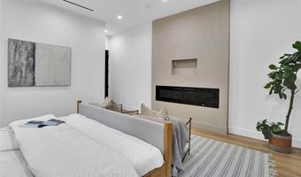 6010 Lasaine Ave, Encino, CA 91316