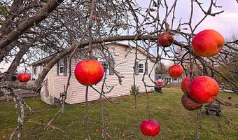 7 Westwood Pkwy, Barre, VT 05641