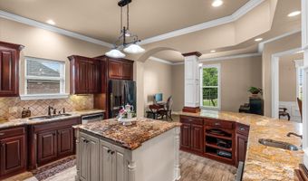 252 Cattail Trl, Benton, LA 71006