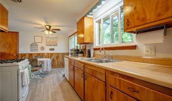 121 Florence Ave, Alliance, OH 44601