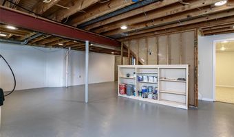 854 Marc Dr, Alton, IL 62002