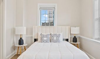 102 S Ocean Ave, Atlantic City, NJ 08401