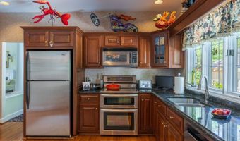 8193 Lavelle Rd, Athens, OH 45701
