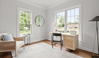 3608 CENTER Dr, Alexandria, VA 22309