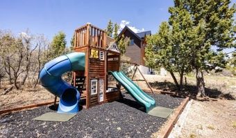3816 N Royal Dr, Alton, UT 84710