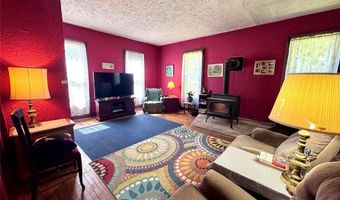 83 High St, Angelica, NY 14709