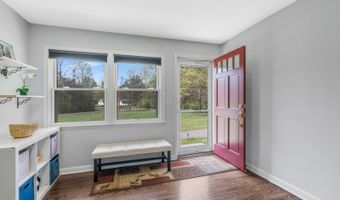 65 Somerset Ter, Bedminster, NJ 07921