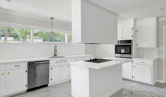 703 MIMOSA Dr, Adamsville, AL 35005