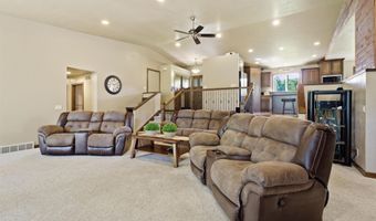 11 KOOLS Ct, Appleton, WI 54914