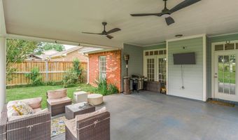 116 Sherwood Dr, Benton, LA 71006