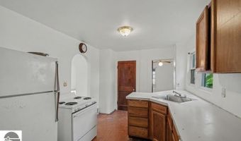 221 W Center St, Alma, MI 48801