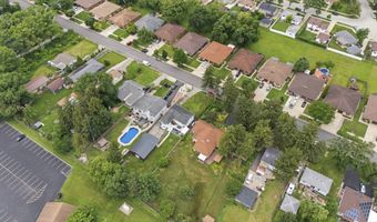 17 W667 Lorraine Ave, Addison, IL 60101