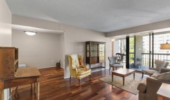 4500 S FOUR MILE RUN Dr 306, Arlington, VA 22204