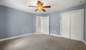 54 Trillium Trl, Bangor, ME 04401