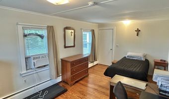 20 Huckleberry Hill Rd, Avon, CT 06001