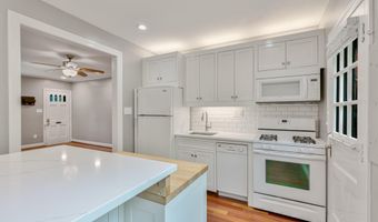 2700 16TH St S 675, Arlington, VA 22204