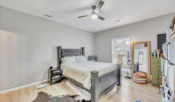 7570 Hustleville Rd, Albertville, AL 35951