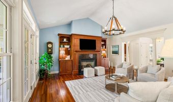 12 Amber Ln, Bedford, NH 03110