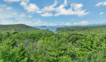 25 Roberts Cove Rd, Alton, NH 03809