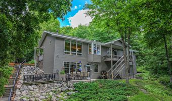 1728 Golden Dr SW, Alexandria, MN 56308