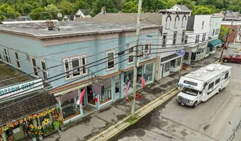 112-114 Main St, Colebrook, NH 03576