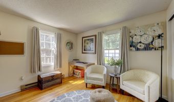 40 Sand Hill Rd, Bristol, CT 06010