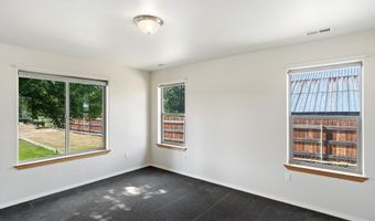 563 Blume Hill Rd, Bonners Ferry, ID 83805