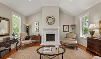 17 Hayek St, Beaufort, SC 29907