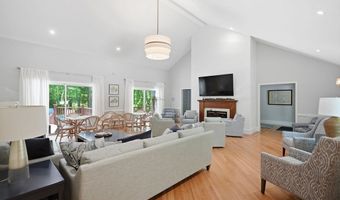 232 Allandale Rd 3A, Boston, MA 02467