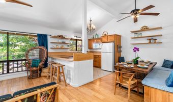 15 Kulanihakoi St 3E, Kihei, HI 96753