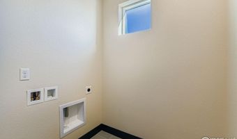 1768 Peak Loop, Broomfield, CO 80023