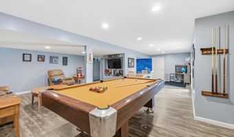 108 Farrar Dr, Aurora, IN 47001
