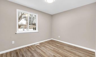 12 Faust Ct, Ann Arbor, MI 48108
