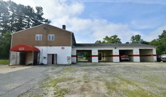 49 S Main St, Brooklyn, CT 06234