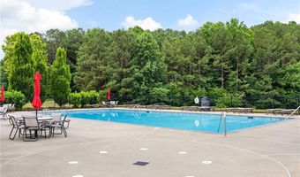 9390 Old Preserve Trl, Ball Ground, GA 30107