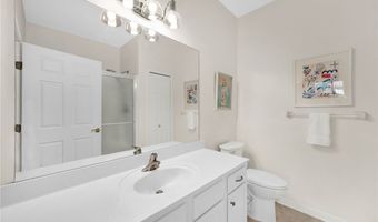 190 Sandover Dr, Aurora, OH 44202