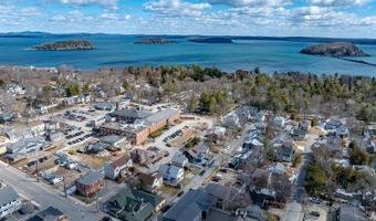 3 Wayman Ln, Bar Harbor, ME 04609
