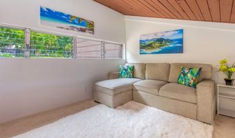 51-636 Kamehameha Hwy 5/526, Kaaawa, HI 96730