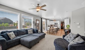 1404 Timberview Dr, Adel, IA 50003