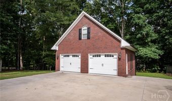 65 Overlook Dr, Hull, GA 30646