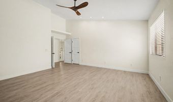 2084 N SUNSET Dr, Chandler, AZ 85225