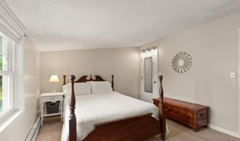 6 Gardner St, Beverly, MA 01915
