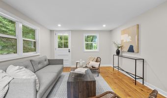 97 Padanaram Rd, Danbury, CT 06811