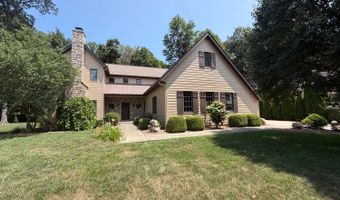 32 Red Maple Ct, Batesville, IN 47006
