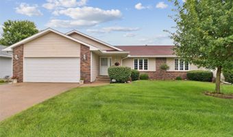 1106 Cassidy Curv, Adel, IA 50003