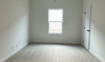 182 Peeps Ct, Adkins, TX 78101